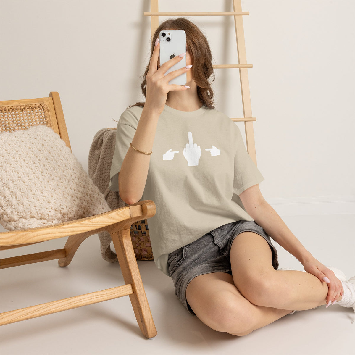 No ShopCo Pointer Finger T-shirt, white front graphic – photo 12