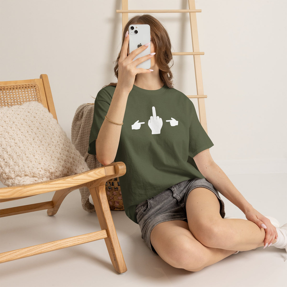 No ShopCo Pointer Finger T-shirt, white front graphic – photo 3