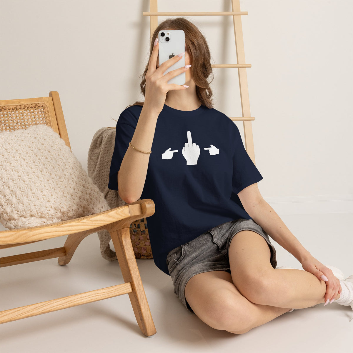 No ShopCo Pointer Finger T-shirt, white front graphic – photo 21